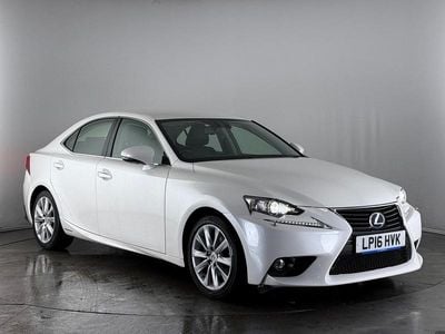 White Used 2016 Lexus IS300h Sedan | £14,350 (Fair price)