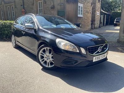 Usado Volvo V60 R-Design 163 CV (119 kW) 2011 Negro Familiar