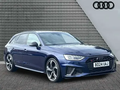 Used Audi A4 Black Edition 336 HP (247 kW) 2024 Blue Estate