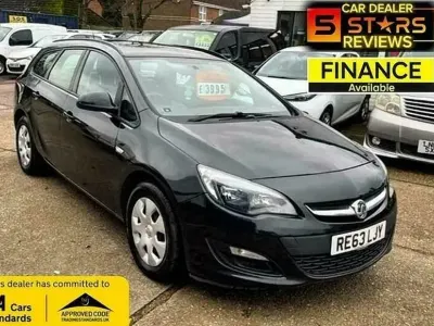 Second-hand Vauxhall Astra S 95 CP (69 kW) 2019 Negru Break