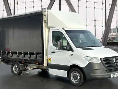 Begagnad Mercedes Sprinter Progressive 150 HK (110 kW) 2023 Vit Van