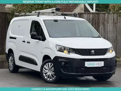Second-hand Peugeot Partner 2021 Alb Monovolum