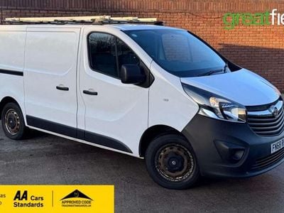 White Used 2018 Vauxhall Vivaro MPV | £7,194 (Fair price)
