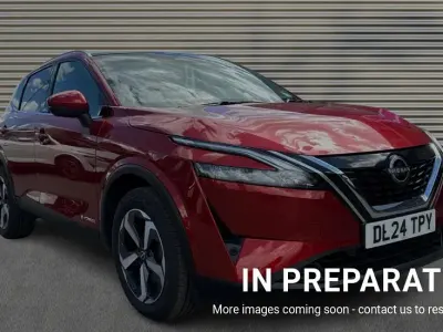 Used Nissan Qashqai N-Connecta 190 HP (139 kW) 2024 Red SUV