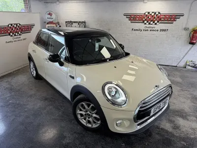 Used Mini Cooper Hatch 136 HP (100 kW) 2016 White Hatchback