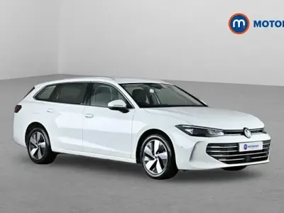Begagnad VW Passat Life 204 HK (150 kW) 2025 Vit Kombi