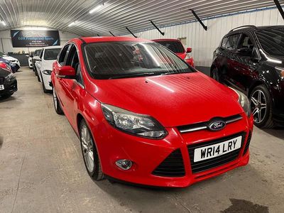 Used Ford Focus Zetec 2014 Red Hatchback