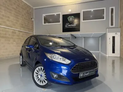 Used Ford Fiesta Titanium 120 HP (88 kW) 2014 Blue Hatchback