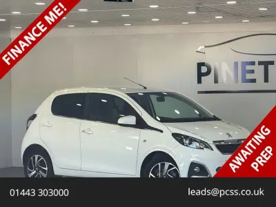 Used Peugeot 108 Allure 68 HP (50 kW) 2016 White Hatchback