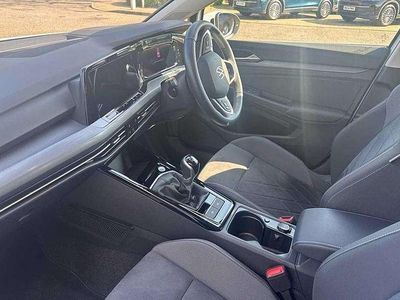Used VW Golf VIII Style 130 HP (95 kW) 2023 White Hatchback