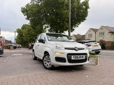 Gebraucht Fiat Panda Pop 69 PS (50 kW) 2016 Weiß Kleinwagen