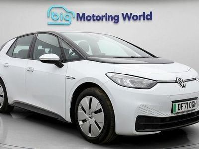 Used VW ID.3 Pro 106 kW (145 HP) 2022 White Hatchback