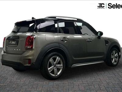 Used Mini Cooper Countryman Classic 134 HP (98 kW) 2019 Silver SUV