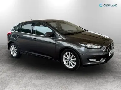Used Ford Focus Titanium 100 HP (73 kW) 2018 Grey Hatchback