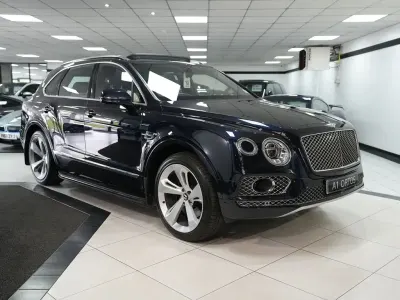 Used Bentley Bentayga 608 HP (447 kW) 2018 Blue SUV