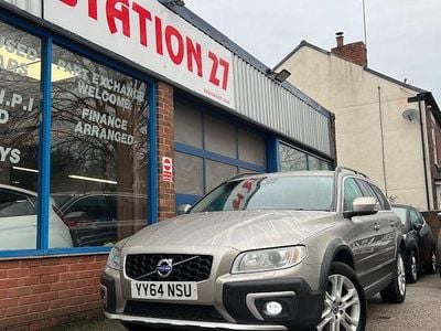 Gold Used 2014 Volvo XC70 SE Lux Estate | £12,695 (Fair price)