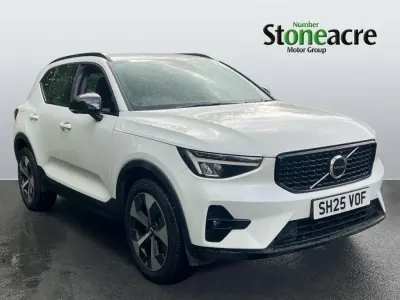Used Volvo XC40 Plus 197 HP (144 kW) 2025 White SUV