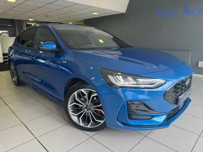 Usado Ford Focus ST-Line X 125 CV (91 kW) 2023 Azul Utilitario