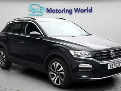 Used VW T-Roc Active 150 HP (110 kW) 2021 Black SUV