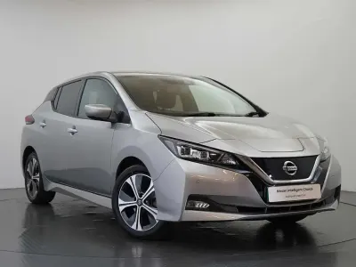 Used Nissan Leaf Tekna 108 kW (147 HP) 2020 Silver Hatchback