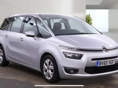 Usado Citroën Grand C4 Picasso VTR Sport 100 CV (73 kW) 2015 Plateado Monovolumen