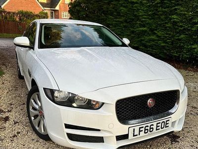 White Used 2016 Jaguar XE Prestige Sedan | £2,675