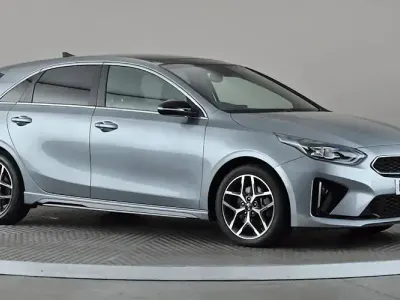 Used Kia Ceed GT-Line 140 HP (102 kW) 2019 Silver Hatchback
