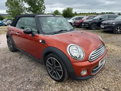 Used Mini Cooper D Cabriolet 112 HP (82 kW) 2011 Orange Cabriolet
