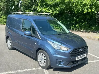 Used Ford Transit Connect Limited 120 HP (88 kW) 2018 Blue MPV