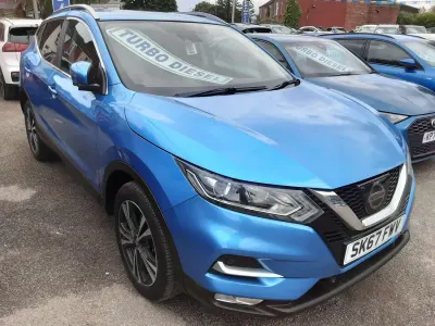 Used Nissan Qashqai N-Connecta 110 HP (80 kW) 2017 Blue SUV