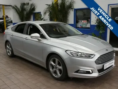 Used Ford Mondeo Titanium 180 HP (132 kW) 2016 Silver Hatchback