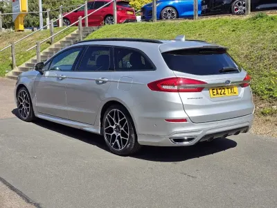Used Ford Mondeo ST-Line 187 HP (137 kW) 2022 Silver Estate
