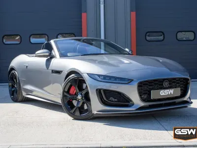 Usado Jaguar F-Type Supercharged 450 HP (330 kW) 2024 Cinzento Cabrios