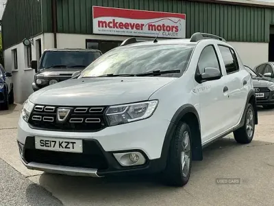 Used Dacia Sandero Lauréate 2017 White Hatchback