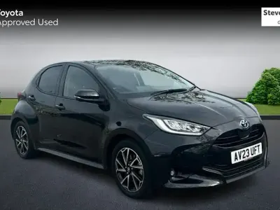 Usata Toyota Yaris Hybrid Design 116 CV (85 kW) 2026 Utilitaria