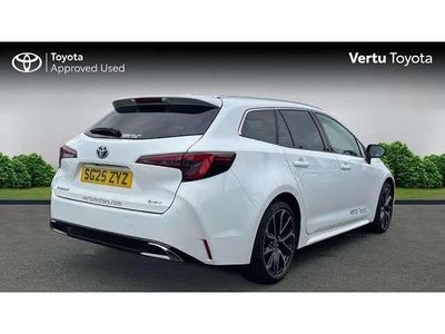 Usado Toyota Corolla Sport 196 HP (144 kW) 2025 Branco Carrinha