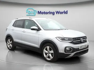 Usado VW T-Cross SEL 110 CV (80 kW) 2023 Plateado SUV