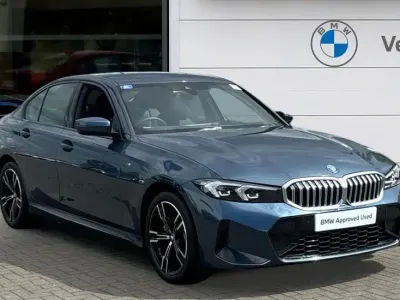 Used BMW 330e M Sport 288 HP (211 kW) 2025 Blue Sedan