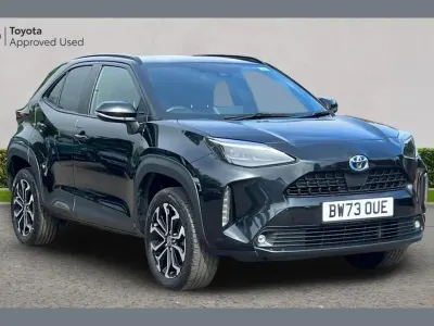 Used Toyota Yaris Cross Design 113 HP (83 kW) 2024 Black SUV