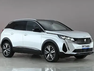Used Peugeot 3008 Premium 131 HP (96 kW) 2022 White SUV
