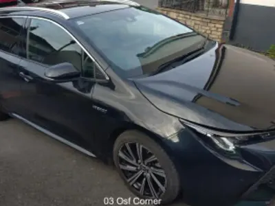 Usado Toyota Corolla Design 122 CV (89 kW) 2021 Negro Familiar