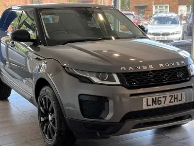 Used Land Rover Range Rover evoque SE 150 HP (110 kW) 2018 Hatchback