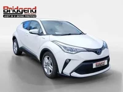 Used Toyota C-HR 122 HP (89 kW) 2021 White SUV