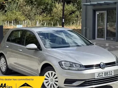 Used VW Golf VII S 123 HP (90 kW) 2017 Hatchback