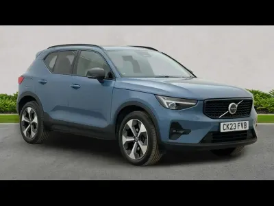 Used Volvo XC40 Ultimate 197 HP (144 kW) 2023 Blue SUV