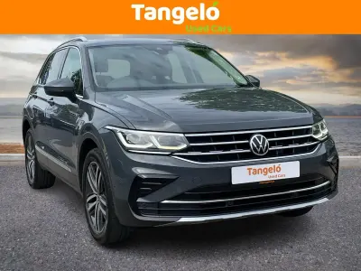 Usado VW Tiguan Elegance 150 CV (110 kW) 2021 Gris SUV