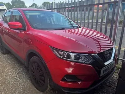 Used Nissan Qashqai Visia 116 HP (85 kW) 2019 Red SUV