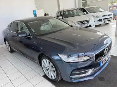 Used Volvo S90 Inscription 187 HP (137 kW) 2018 Blue Sedan
