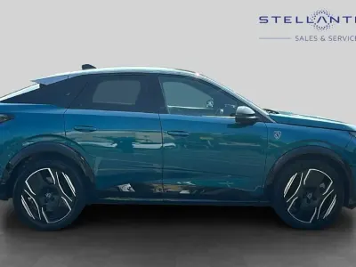 Used Peugeot e-3008