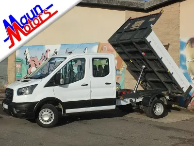 Usado Ford Transit 130 HP (95 kW) 2022 Branco Sedan